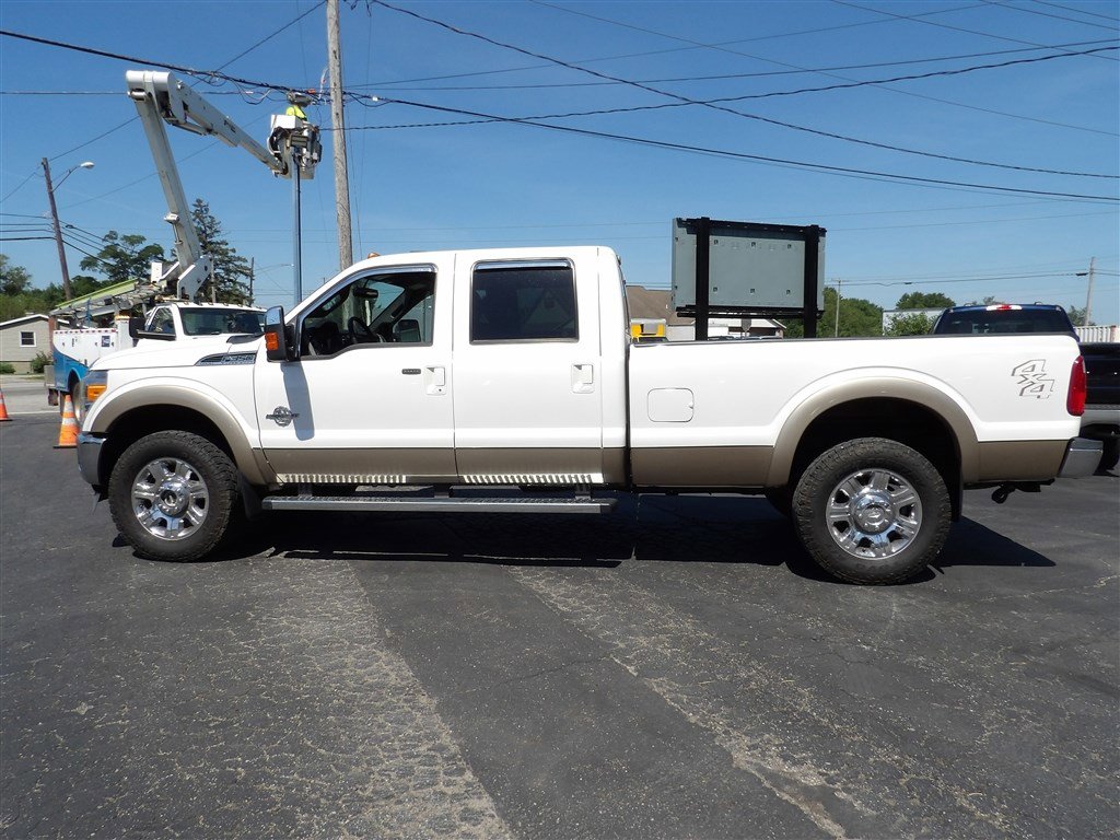 Used 2012 Ford F350 Lariat w/ Chrome Pkg image 3