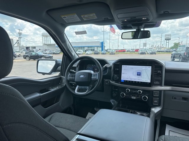 New 2025 Ford F150 XLT image 16
