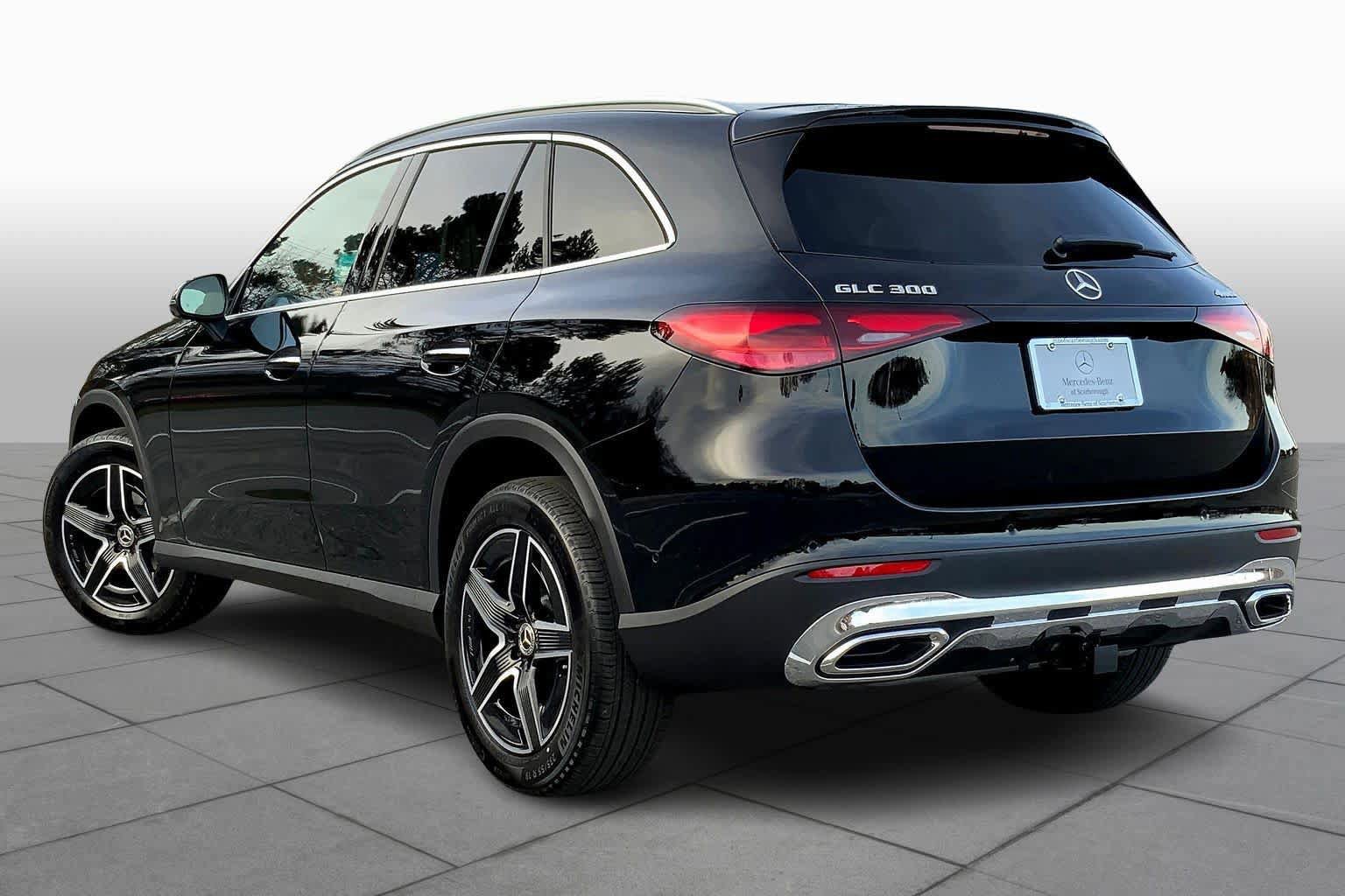 Used 2026 Mercedes-Benz GLC 300 4MATIC image 16