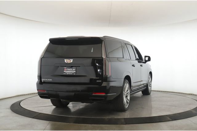 Used 2025 Cadillac Escalade ESV Sport Platinum image 7