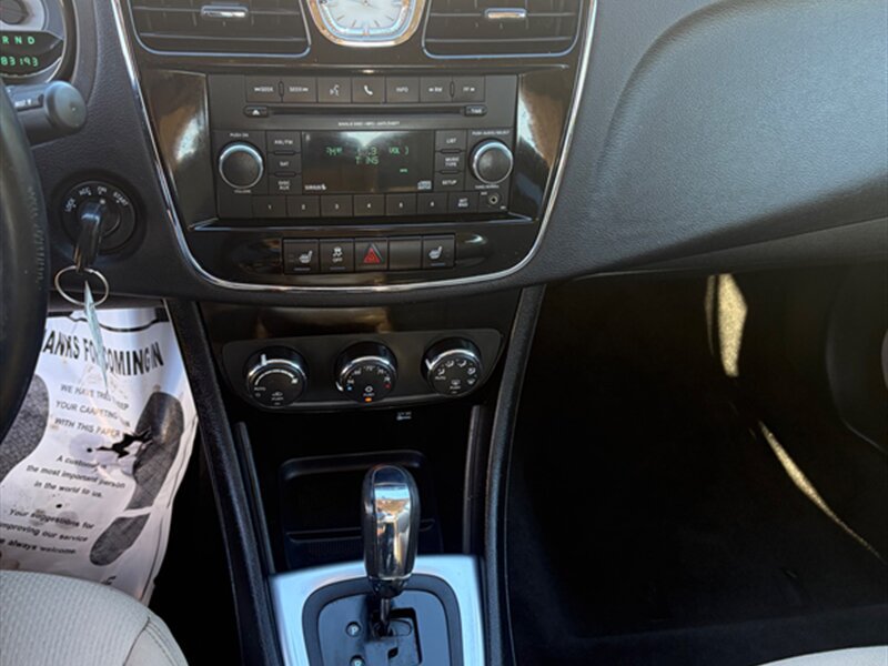 Used 2012 Chrysler 200 Touring w/ Cold Weather Group FWD image 14