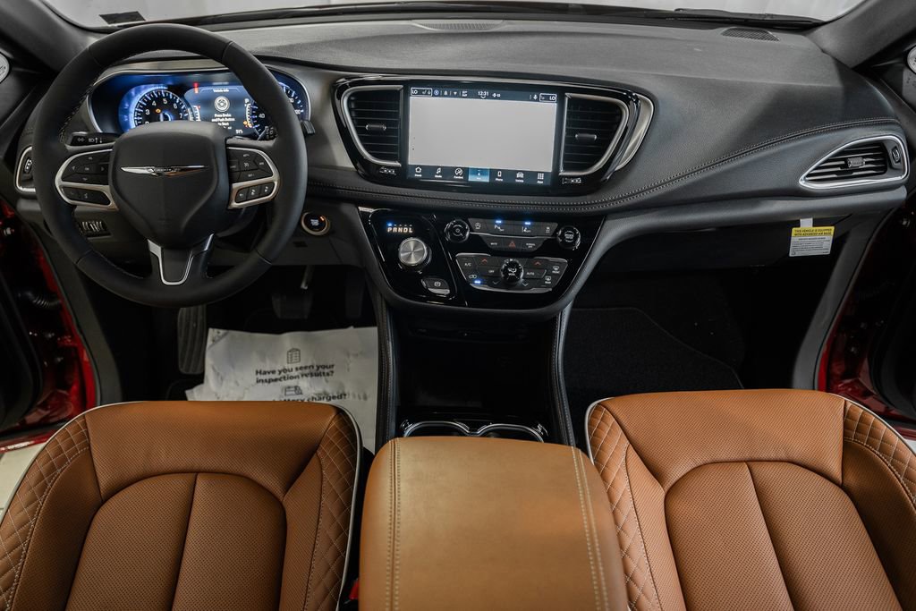 New 2026 Chrysler Pacifica Pinnacle AWD/4WD image 22