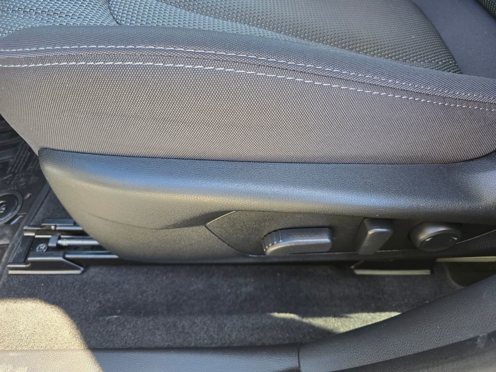 Used 2024 Subaru Crosstrek 2.0i Premium image 22