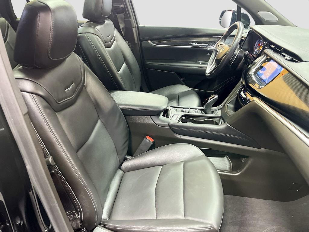 Used 2023 Cadillac XT6 Sport w/ Technology Package image 31