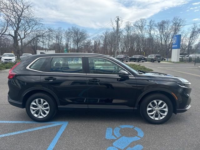 Used 2023 Honda CR-V LX image 9
