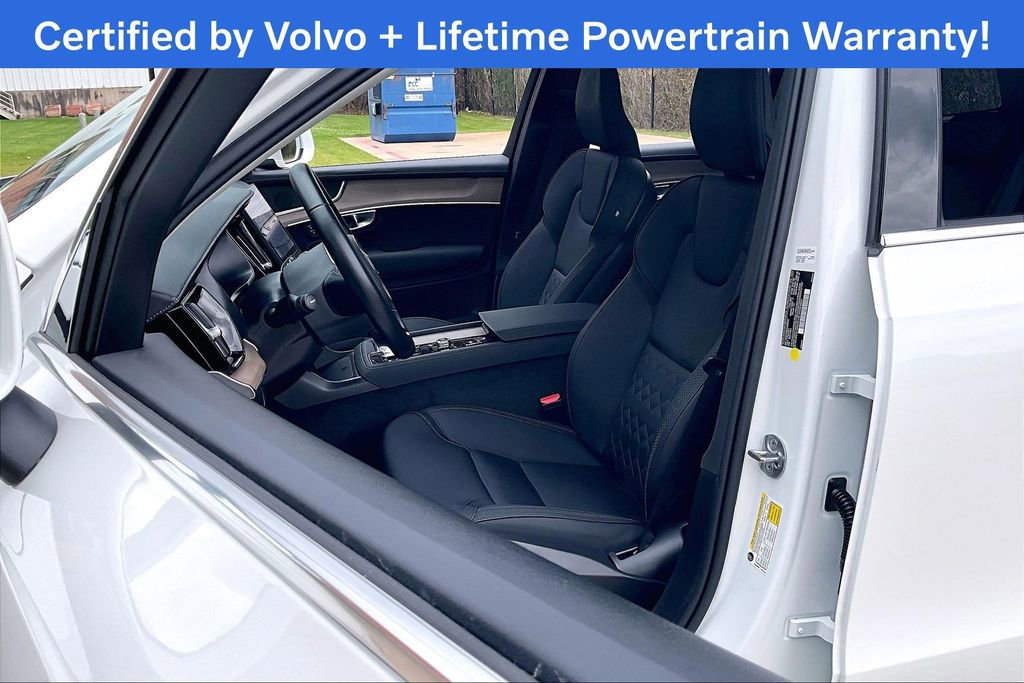 Certified 2025 Volvo XC90 B5 Plus image 32