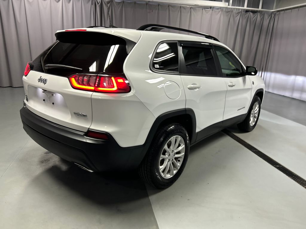 Used 2022 Jeep Cherokee Latitude Lux w/ Sun & Sound Group AWD/4WD image 7