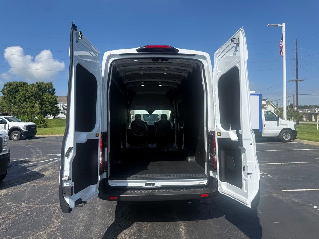 New 2026 Ford Transit 350 148 High Roof Extended w/ Load Area Protection Package RWD image 33