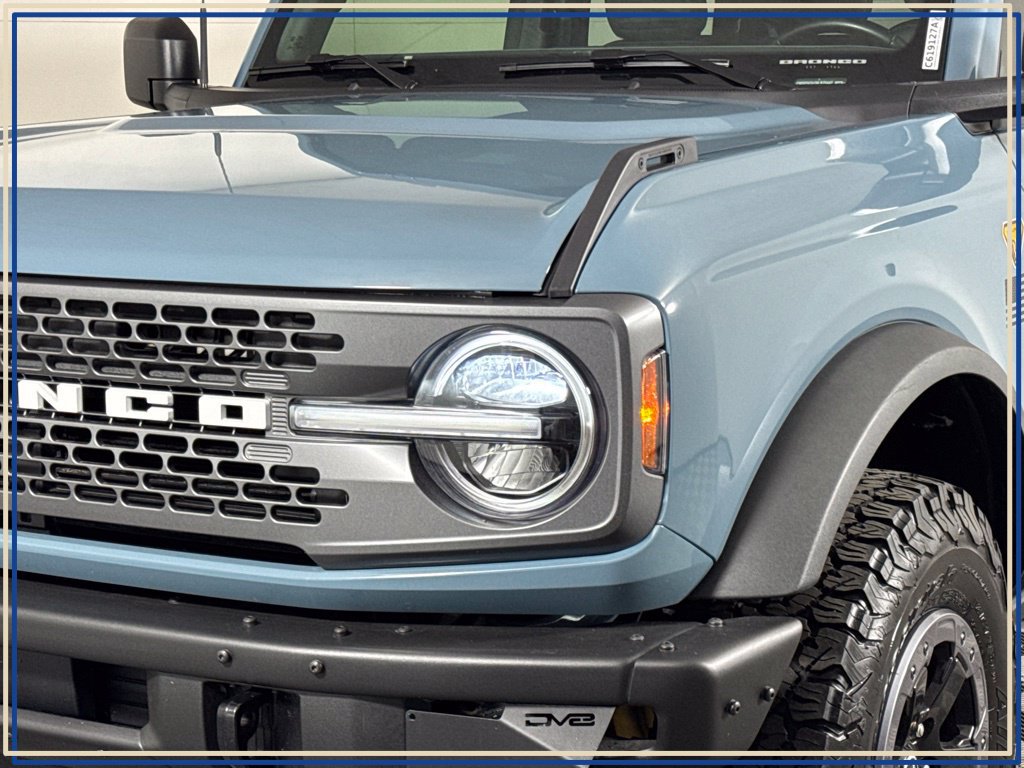 Used 2022 Ford Bronco Badlands AWD/4WD image 2