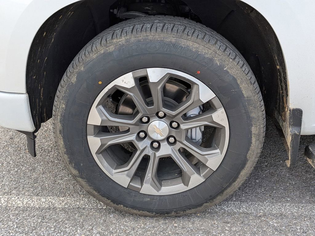 Used 2024 Chevrolet Silverado 1500 High Country image 32