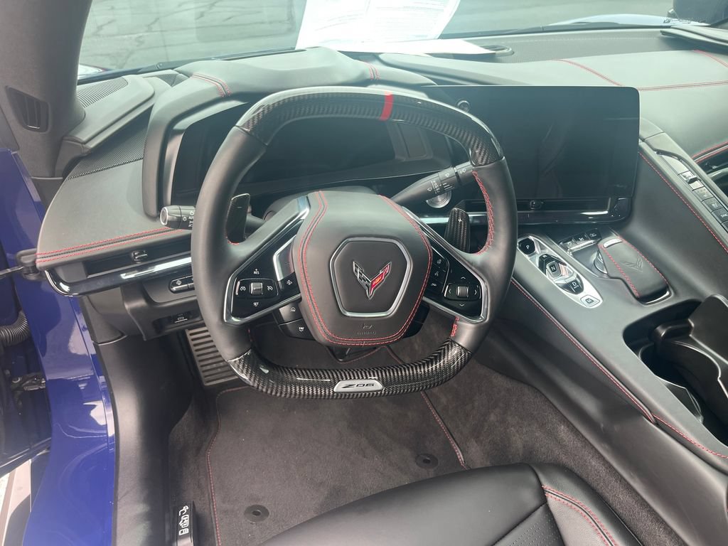 Used 2025 Chevrolet Corvette Z06 w/ Z07 Performance Package RWD image 15