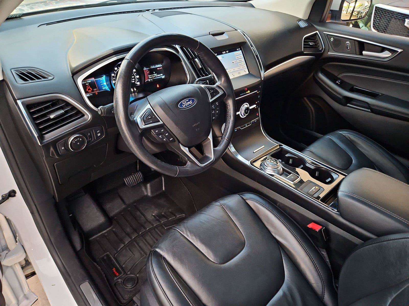 Used 2019 Ford Edge Titanium FWD image 10