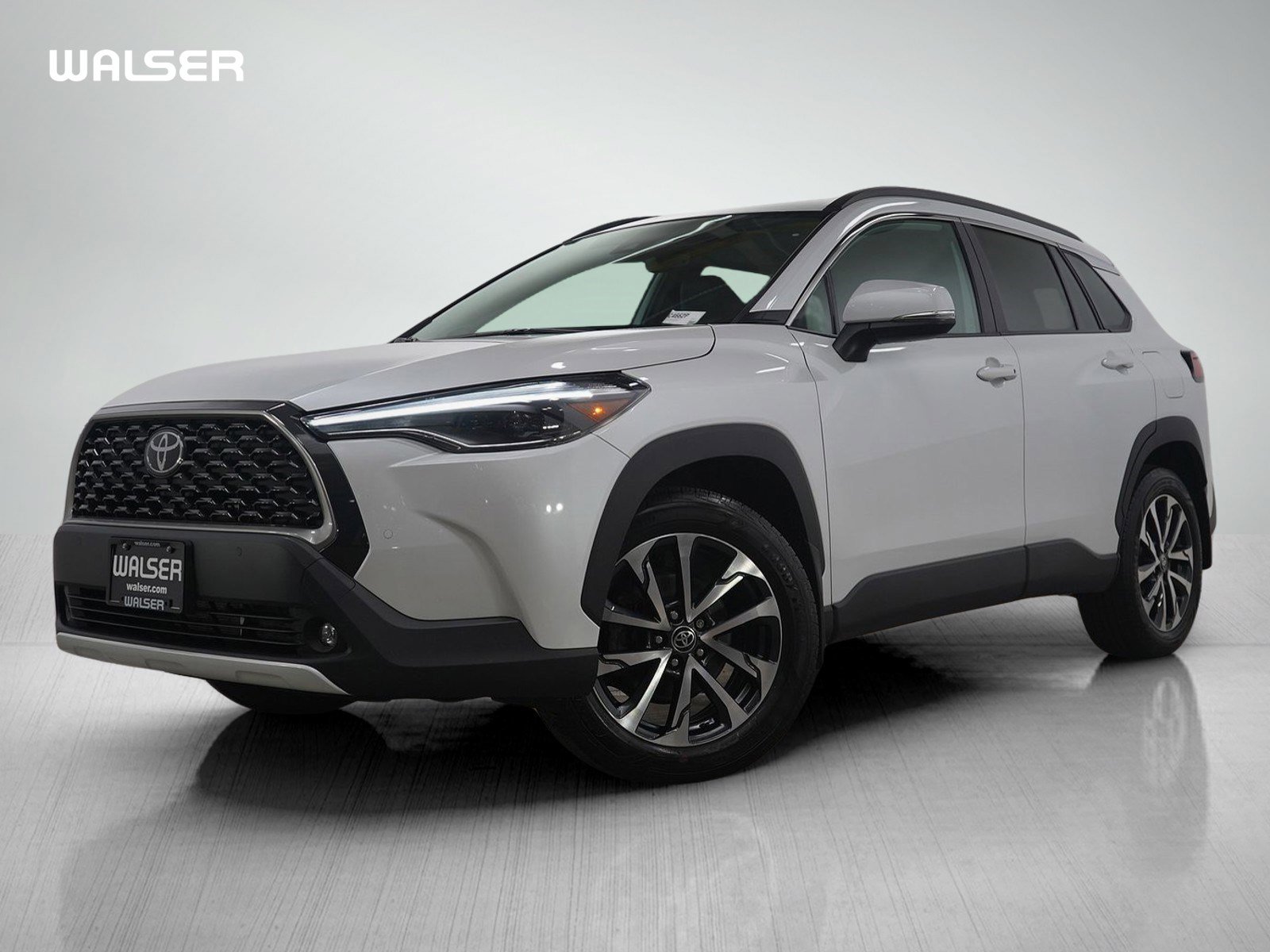 Used 2022 Toyota Corolla Cross XLE