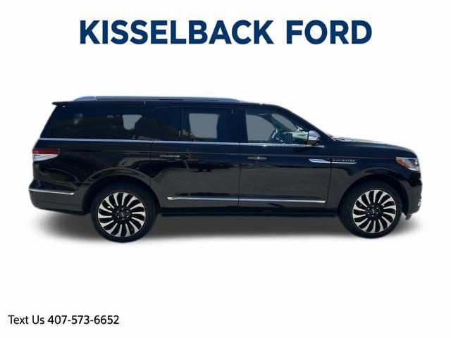 Used 2024 Lincoln Navigator L Black Label image 3