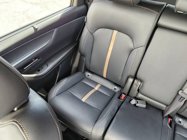 Used 2025 MAZDA CX-70 Plug-In Hybrid w/ Premium Plus AWD/4WD image 15