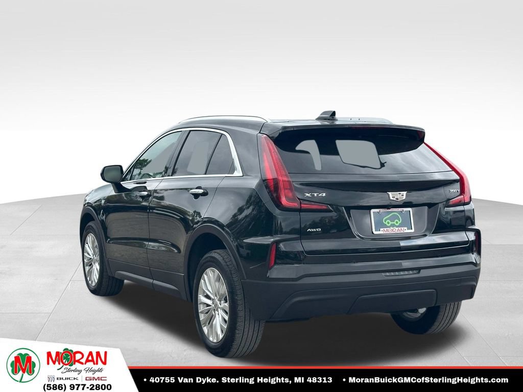 Certified 2024 Cadillac XT4 Luxury w/ Cold Weather Package AWD/4WD image 3