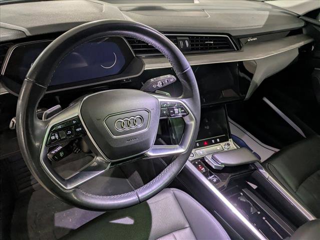 Used 2024 Audi Q8 e-tron Premium Plus w/ Premium Plus Package image 13