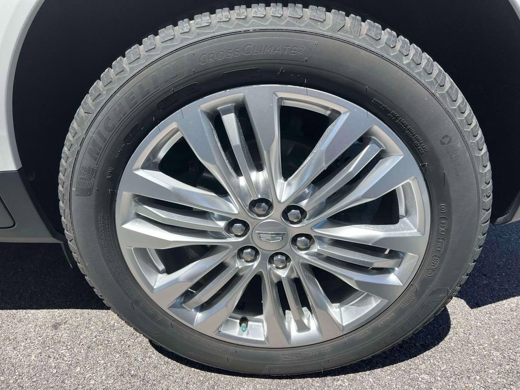 Used 2017 Cadillac XT5 Premium Luxury FWD image 11