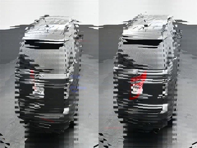 Used 2015 Ford Explorer XLT image 26