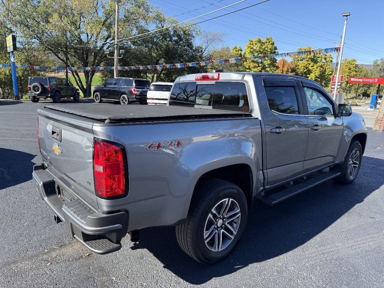 Used 2020 Chevrolet Colorado LT AWD/4WD image 5