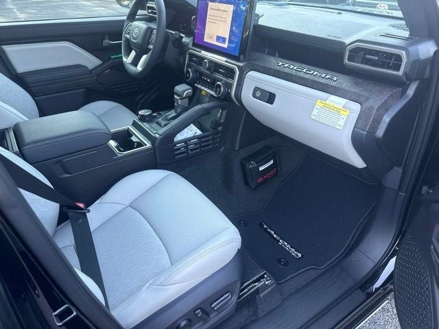 New 2026 Toyota Tacoma Limited AWD/4WD image 12