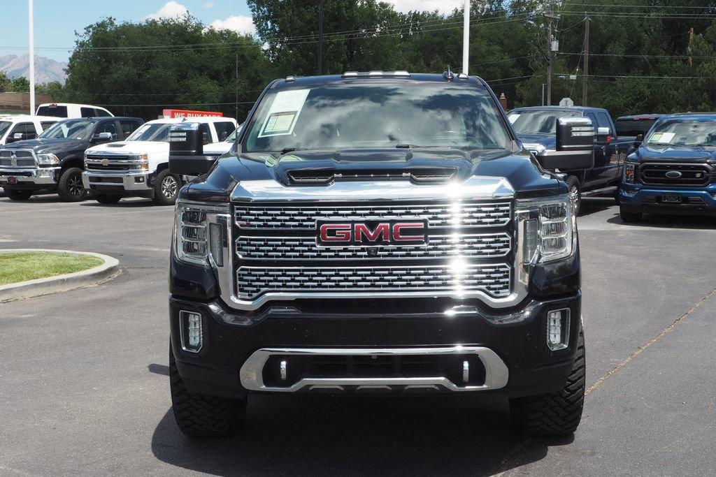 Used 2020 GMC Sierra 2500 Denali w/ Denali Ultimate Package AWD/4WD image 2