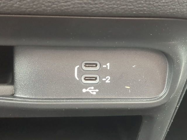 New 2026 Chrysler Pacifica Select image 26