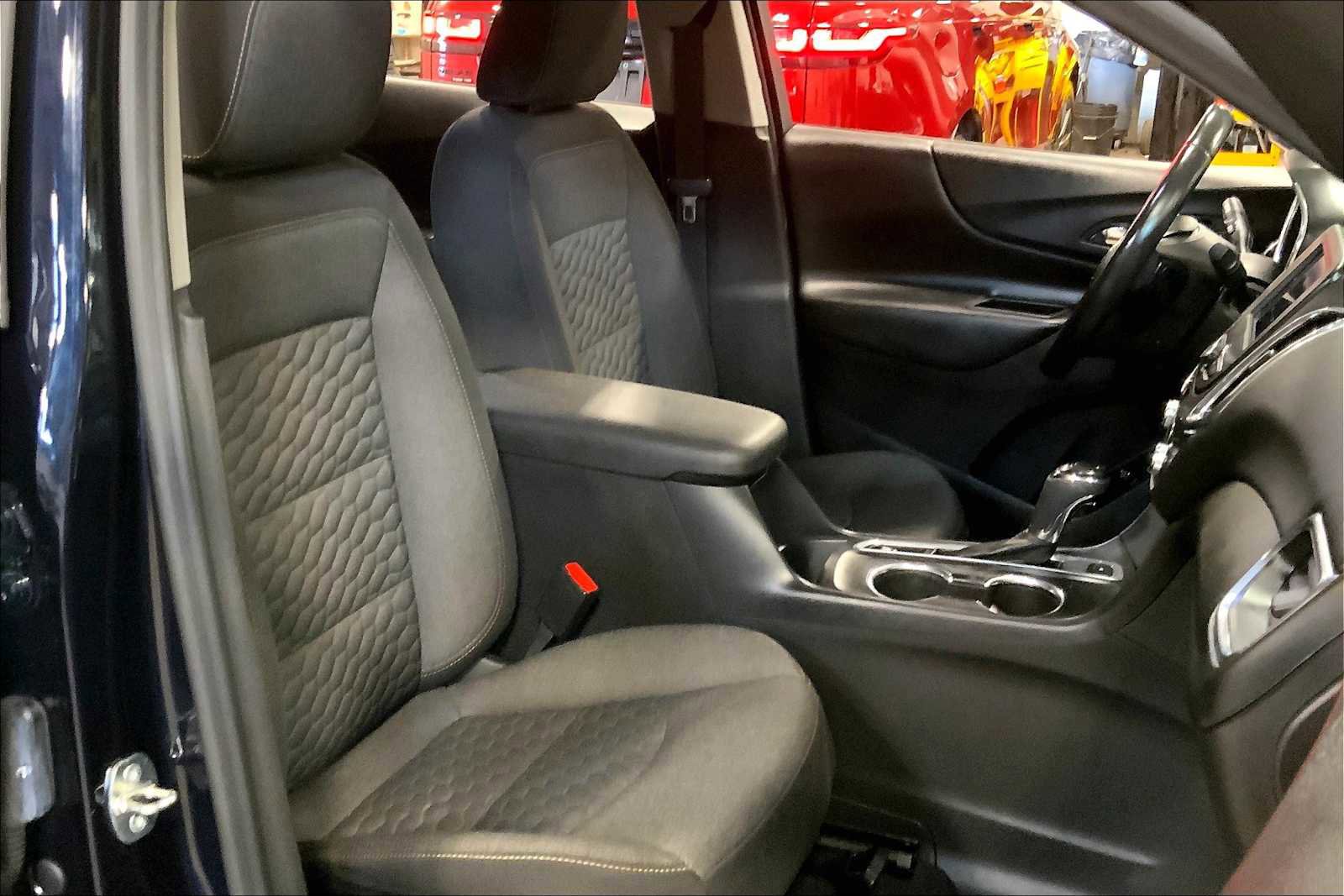 Used 2020 Chevrolet Equinox LT image 7