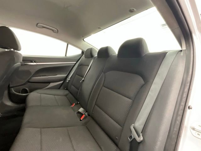 Used 2020 Hyundai Elantra SE w/ Cargo Package (C1) image 5