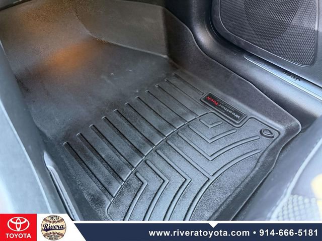 Used 2019 Jeep Cherokee Limited image 23