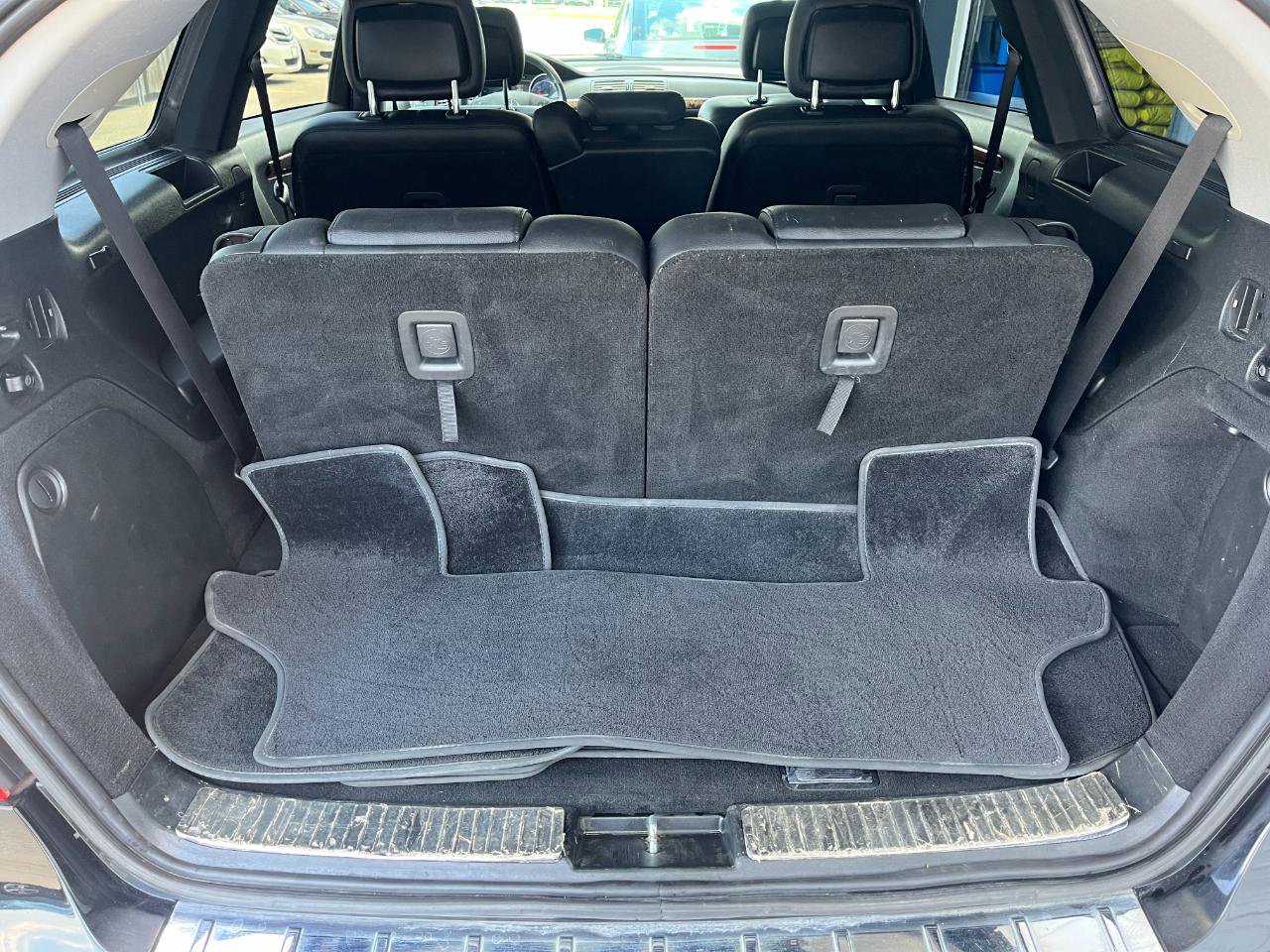 Used 2011 Mercedes-Benz R 350 BlueTEC 4MATIC image 15