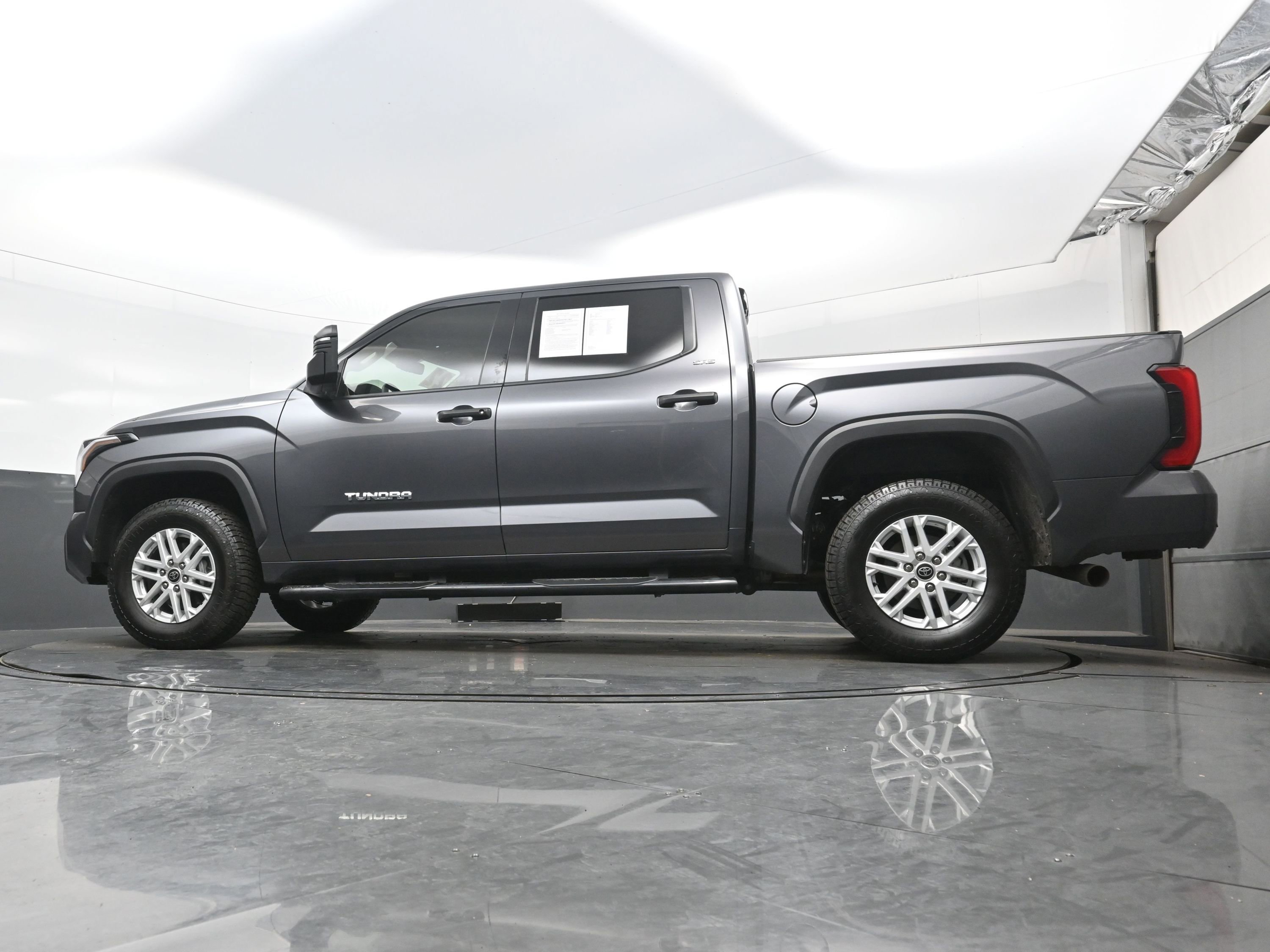 Used 2022 Toyota Tundra SR5 image 28