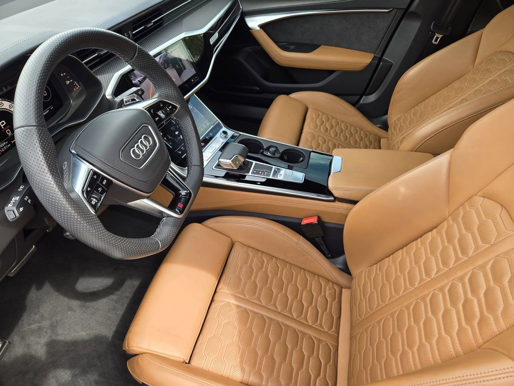Used 2025 Audi RS 6 performance image 16