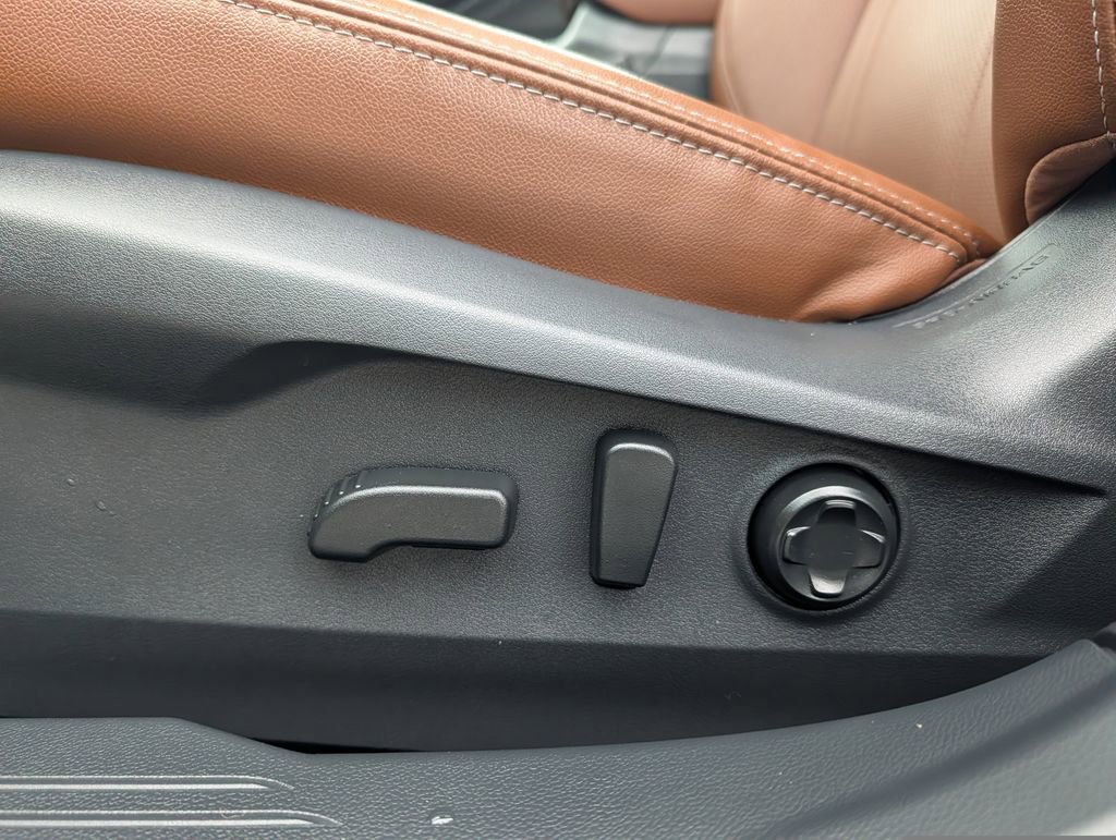 Certified 2025 Subaru Outback Touring image 20