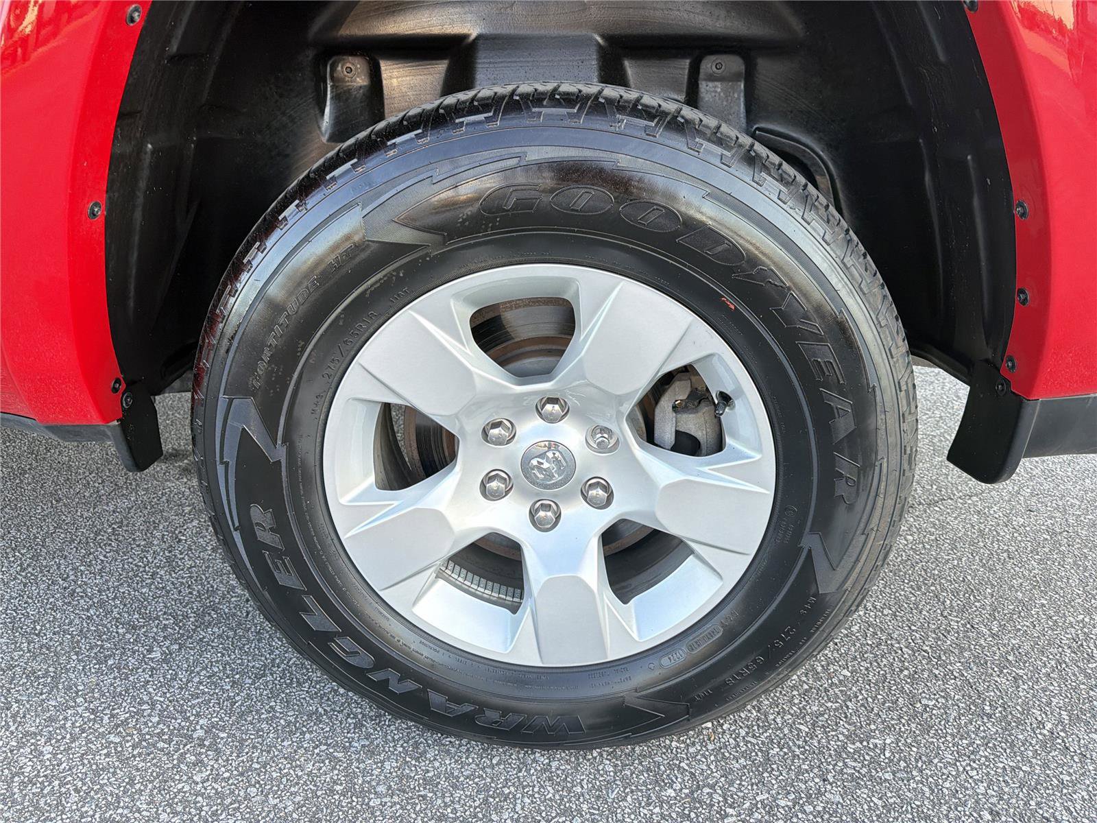 Used 2025 RAM 1500 Big Horn AWD/4WD image 18