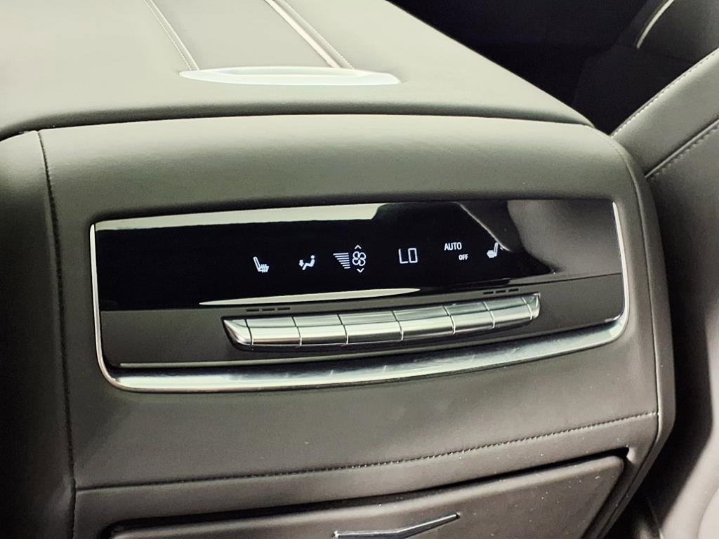 Certified 2024 Cadillac Escalade Sport Platinum w/ LPO, ONYX Package image 5