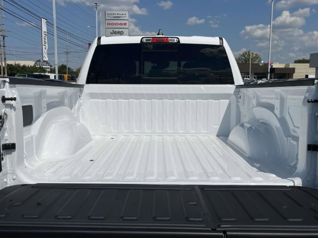 New 2027 RAM 1500 4x4 Crew Cab image 17