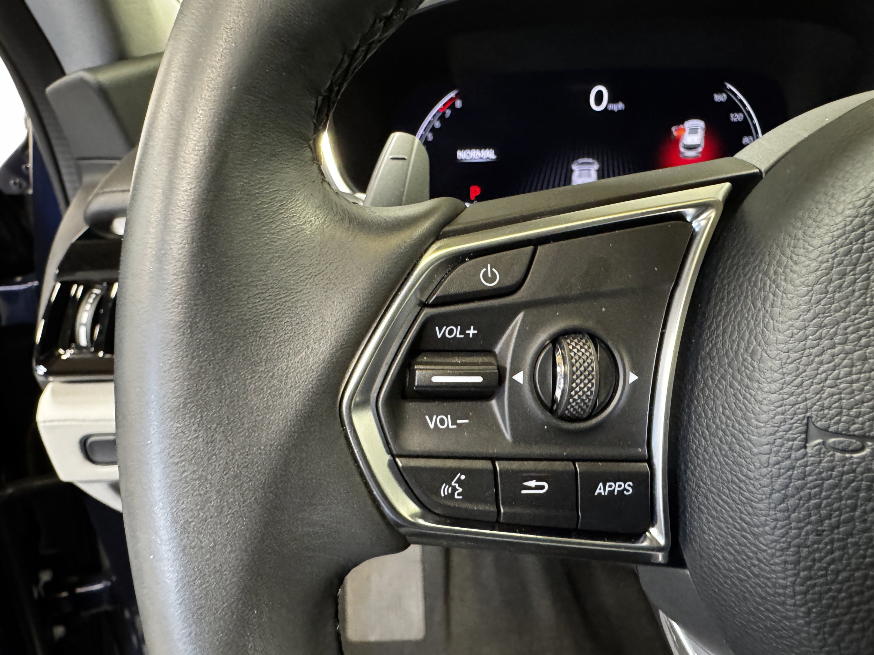 Used 2023 Acura MDX w/ Technology Package FWD image 18