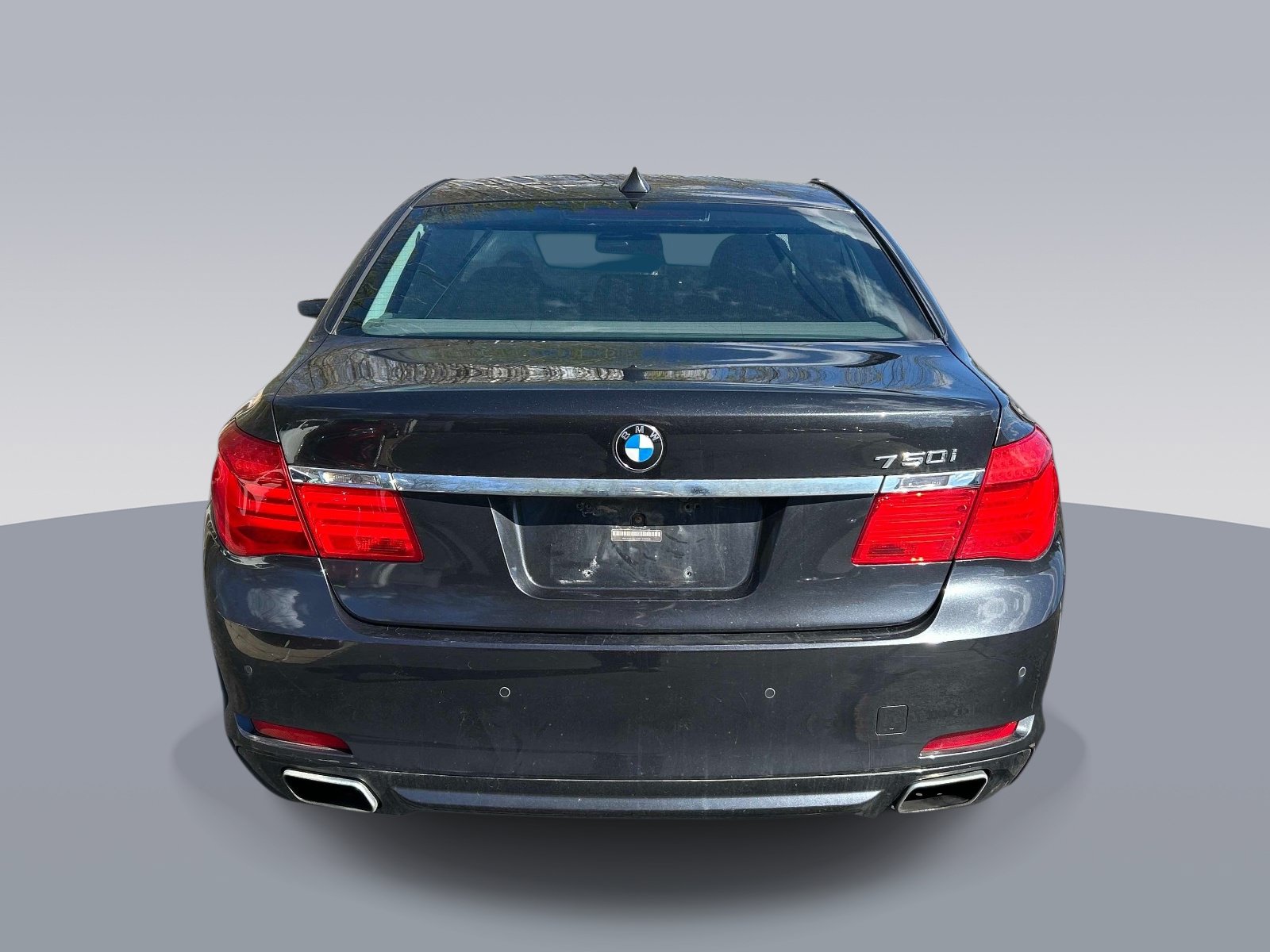 Used 2011 BMW 750i xDrive AWD/4WD image 4