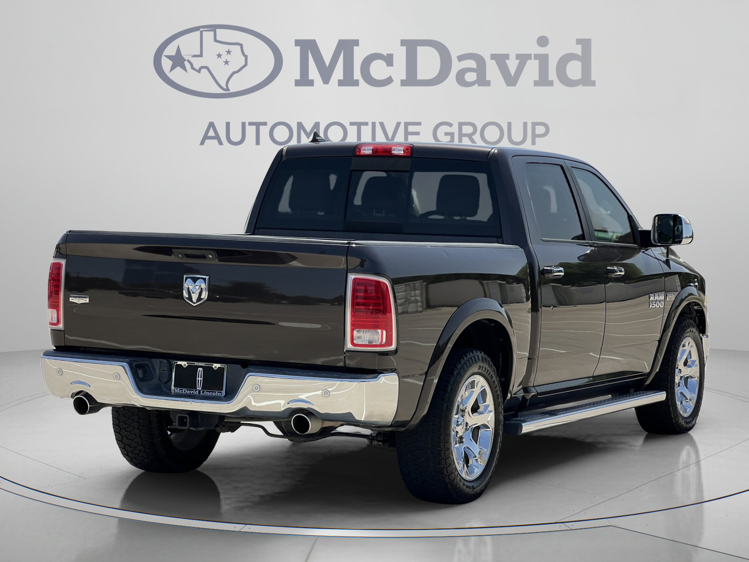 Used 2016 RAM 1500 Laramie w/ Convenience Group RWD image 7
