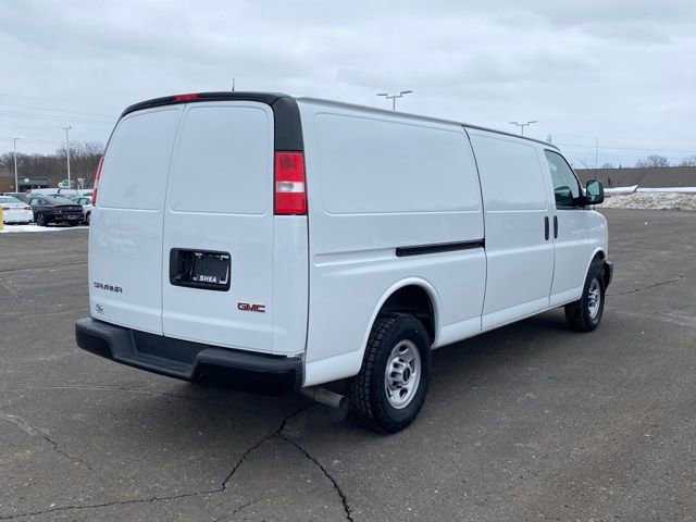 Certified 2024 GMC Savana 2500 Extended w/ Driver Convenience Package image 4