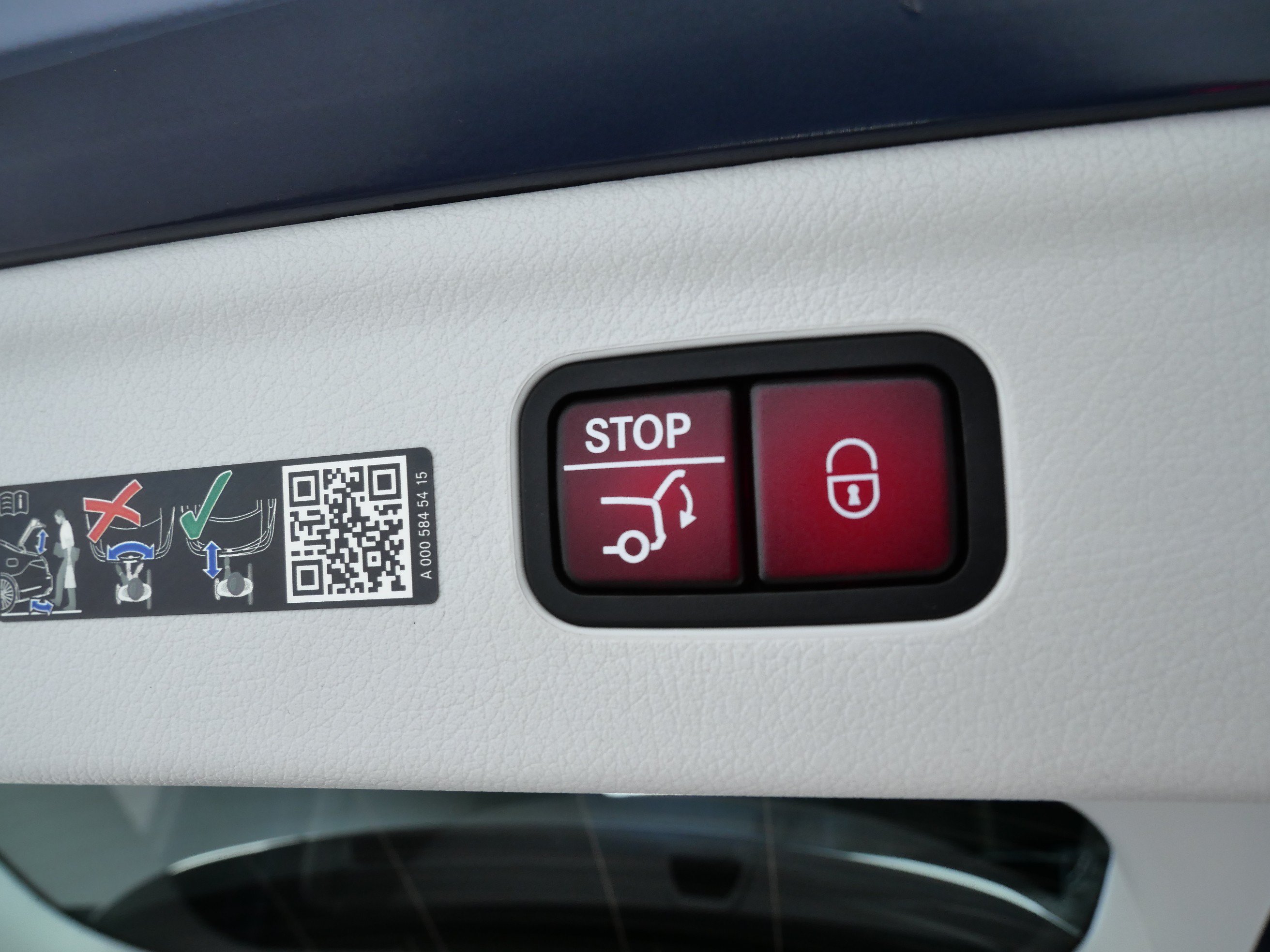 Certified 2023 Mercedes-Benz EQE 350+ 4MATIC SUV image 8