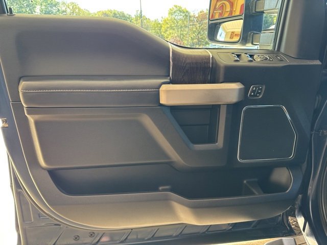 Used 2020 Ford F250 Lariat w/ Lariat Ultimate Package image 11
