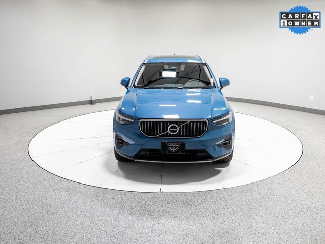 Used 2025 Volvo XC40 B5 Plus image 24