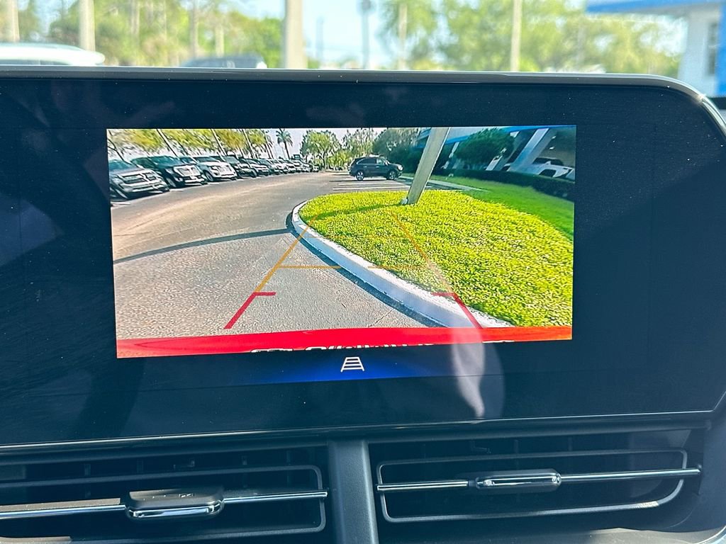 Used 2024 Chevrolet Trax RS w/ Sunroof Package image 14