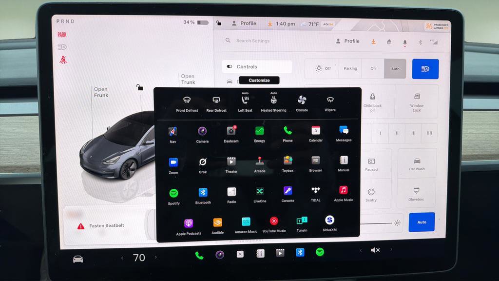 Used 2023 Tesla Model 3 Standard Range image 21