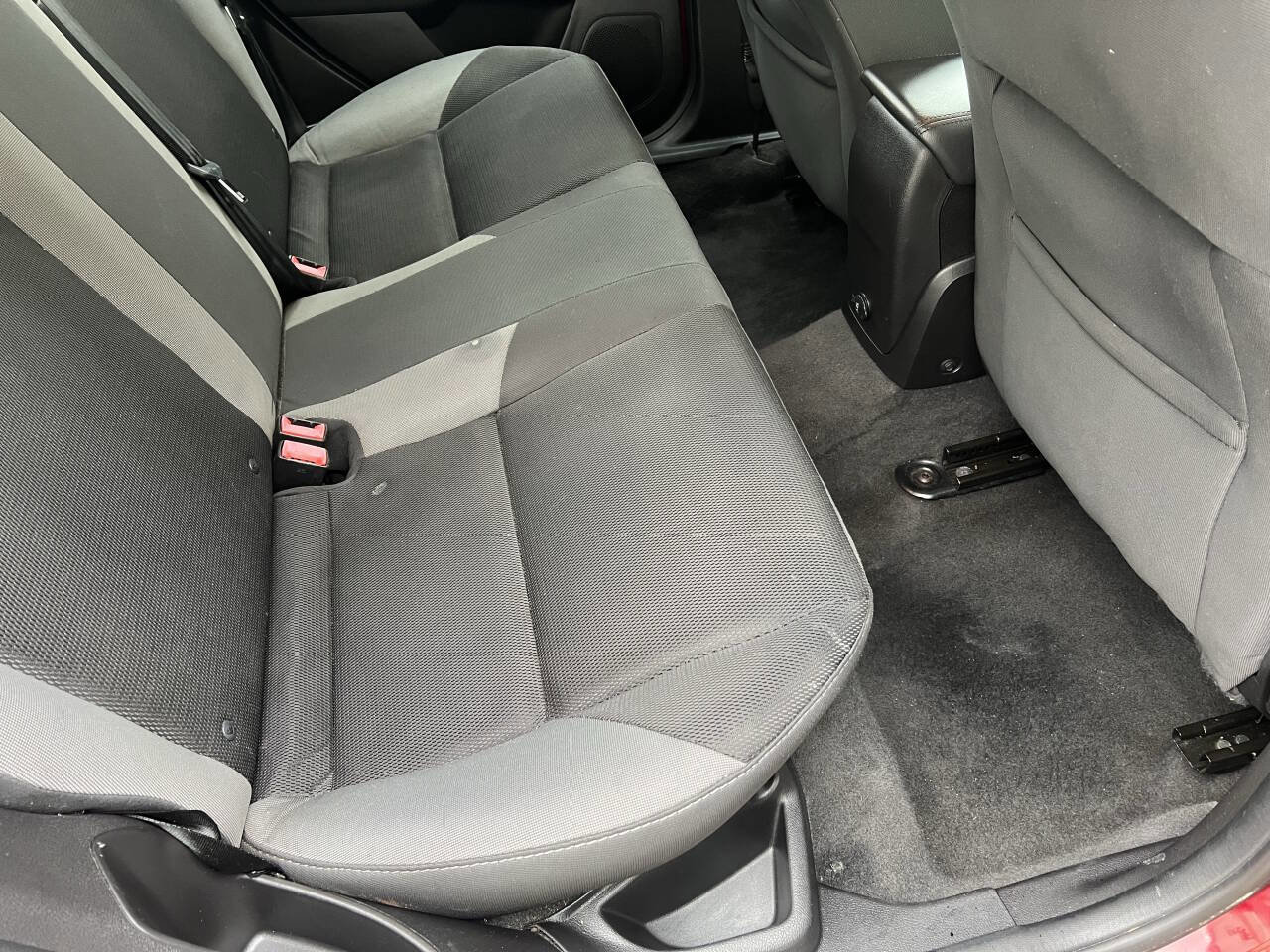 Used 2014 Ford Focus SE image 12