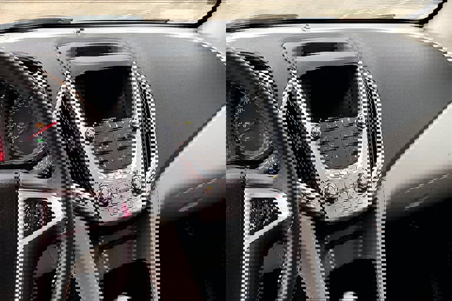 Used 2015 GMC Terrain SLT image 6