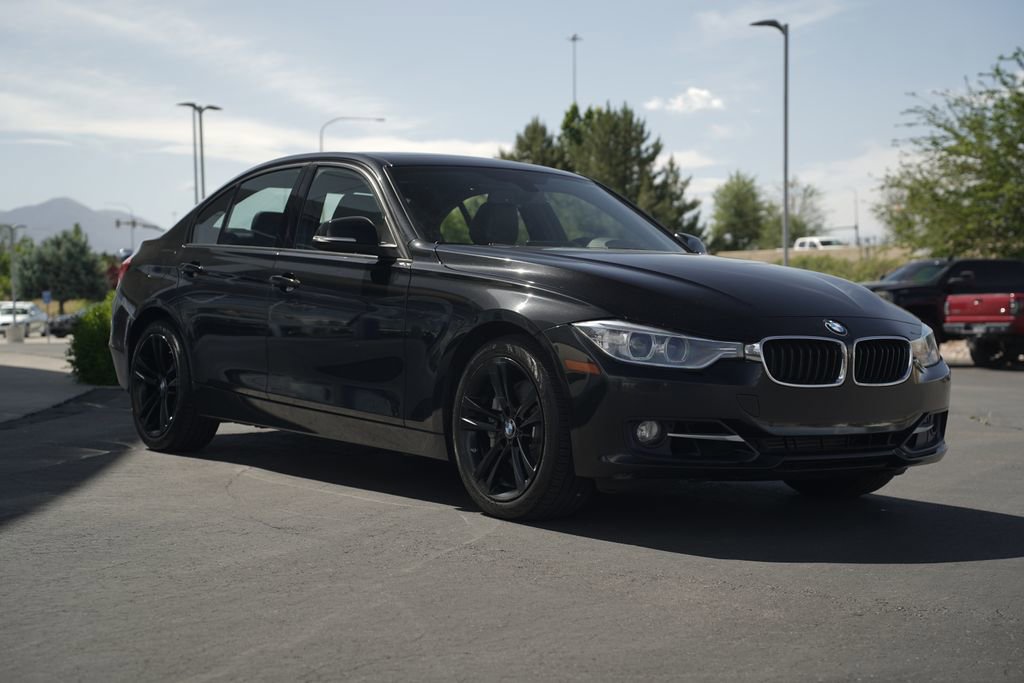 Used 2014 BMW 335i xDrive Sedan AWD/4WD image 7