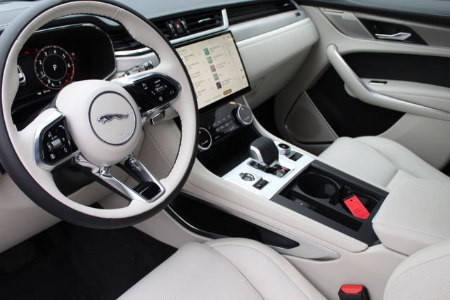 New 2026 Jaguar F-PACE R-Dynamic S image 11